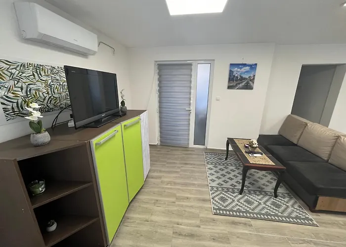 아파트 Apartman City